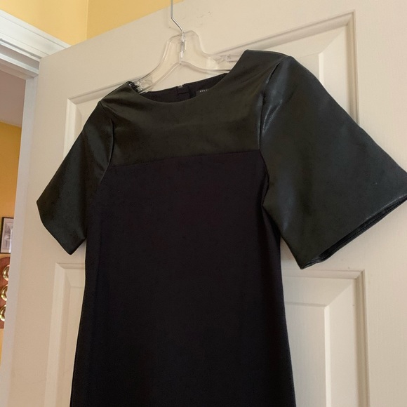 Ann Taylor faux leather ponte short sleeve dress - Picture 2 of 7
